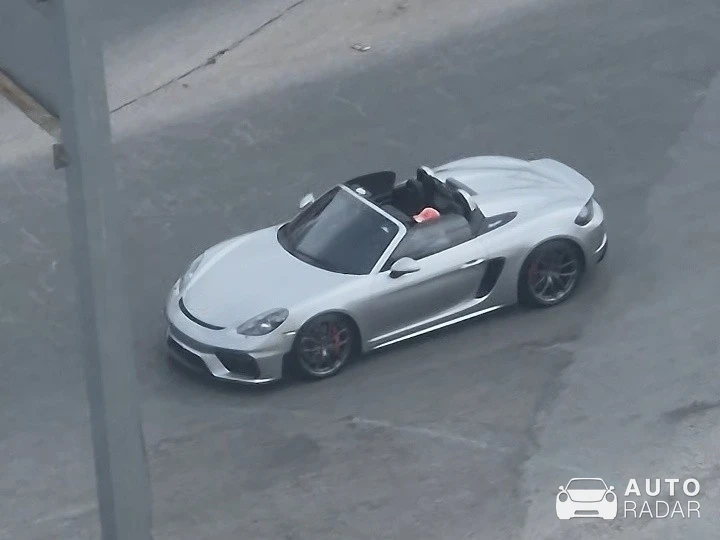Porsche 718 Spyder spotted in San Luis Potosí
