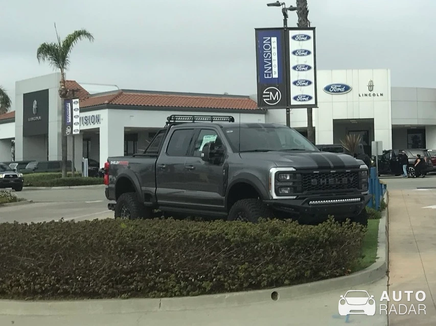 Ford F-150 Shelby Raptor spotted in Oxnard