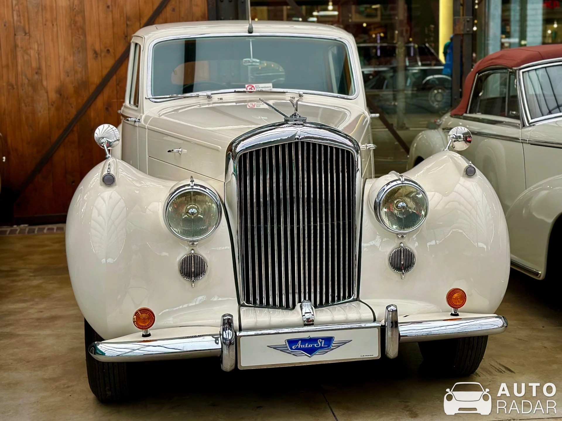 Bentley Mark VI spotted in Düsseldorf, Germany