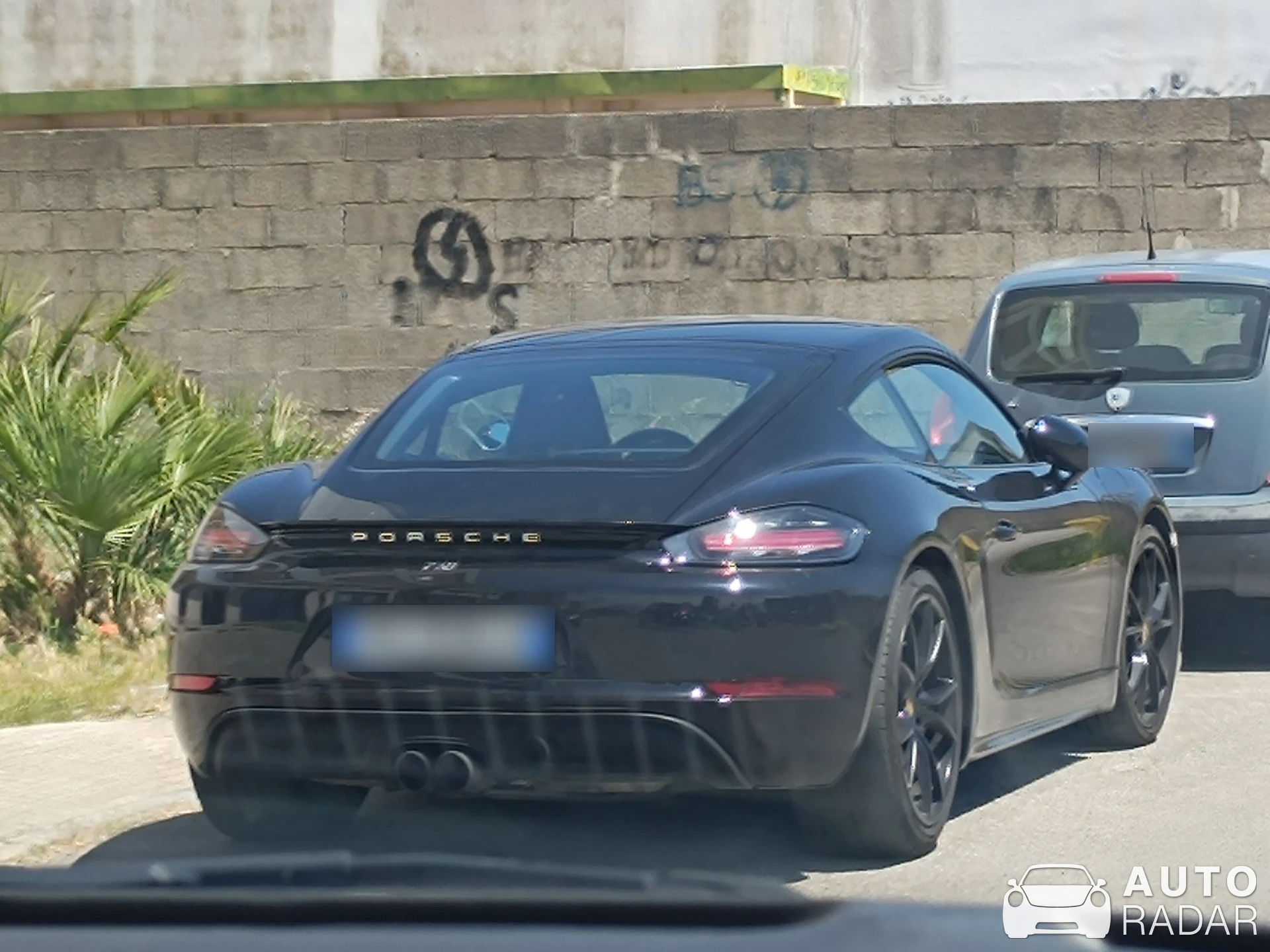 Porsche 718 Cayman spotted in Lecce