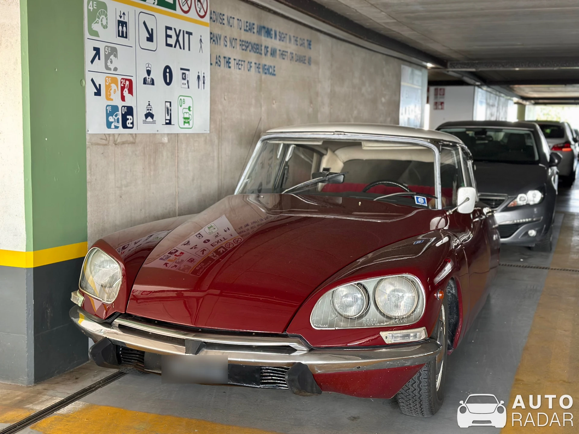 Citroën DS Super 5 spotted in Venezia