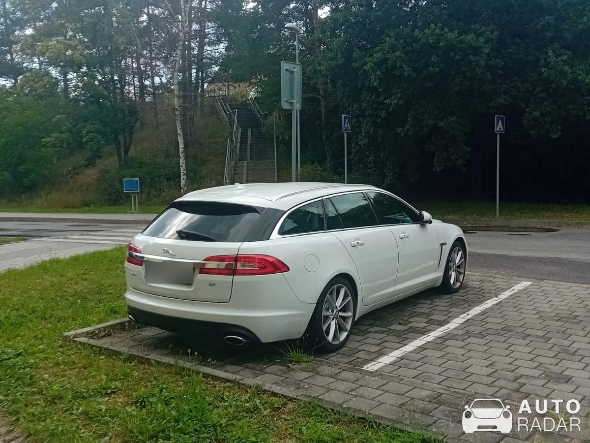 Jaguar XF Sportbrake 2021 spotted in Třebíč