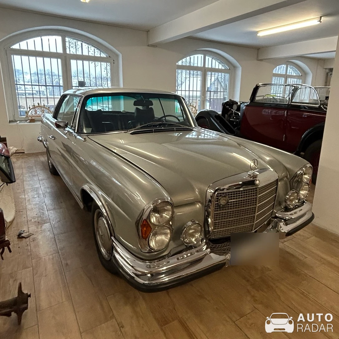 Mercedes-Benz 280 SE spotted in Zwönitz, Deutschland