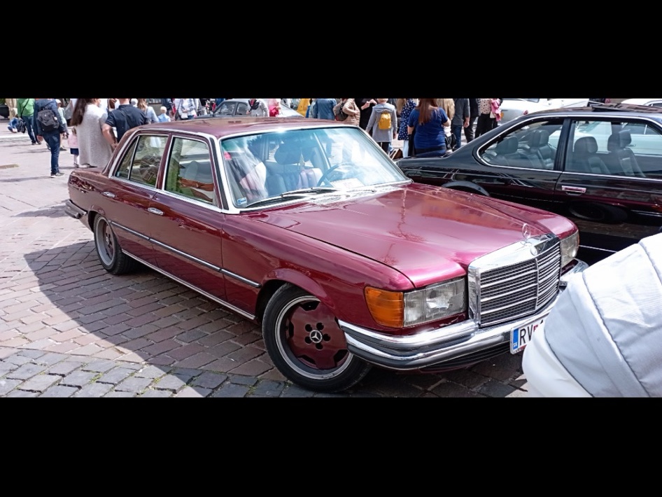 Mercedes-Benz 350 SE W116