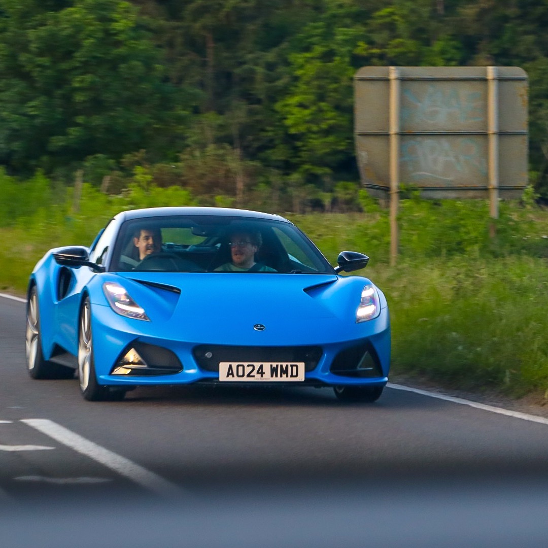 Lotus Emira V6