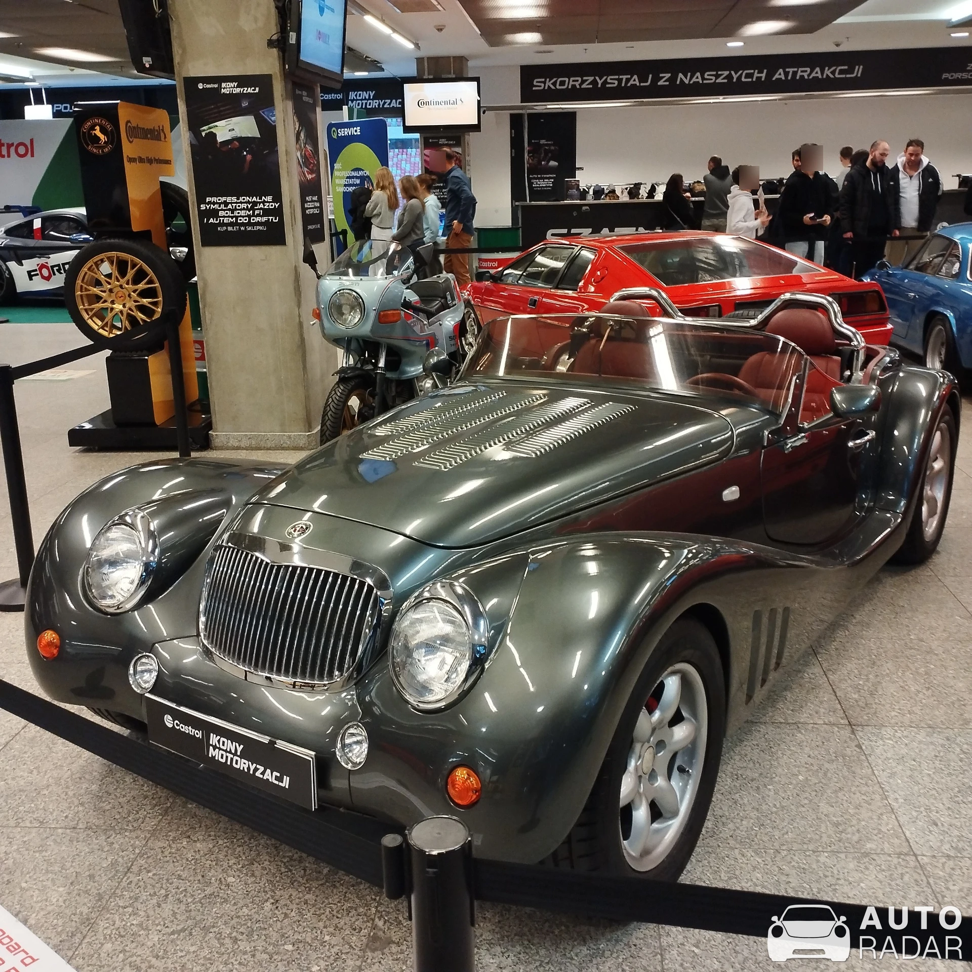 Morgan Leopard 6 Litre Roadster spotted in Warszawa