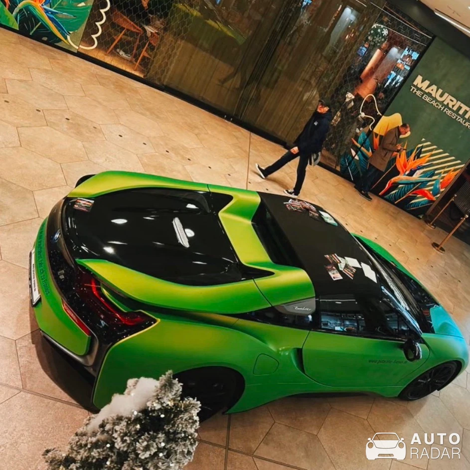 BMW i8 Roadster spotted in Stuttgart, Deutschland