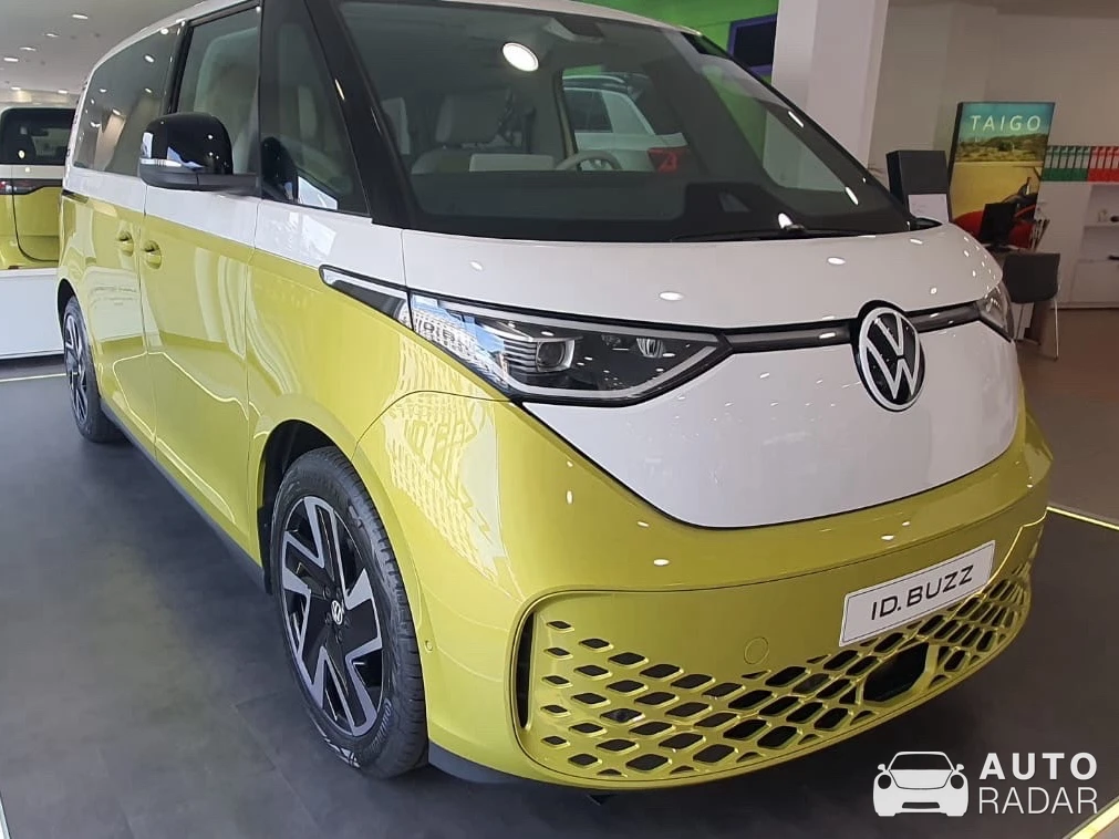 Volkswagen ID.7 spotted in București