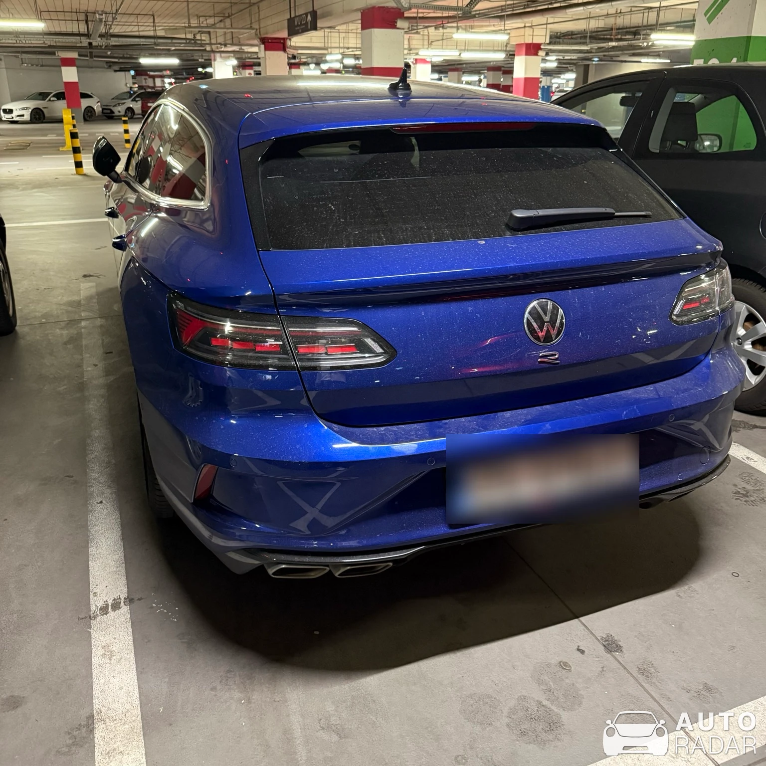 Volkswagen Arteon R Shooting Brake spotted in Poznań