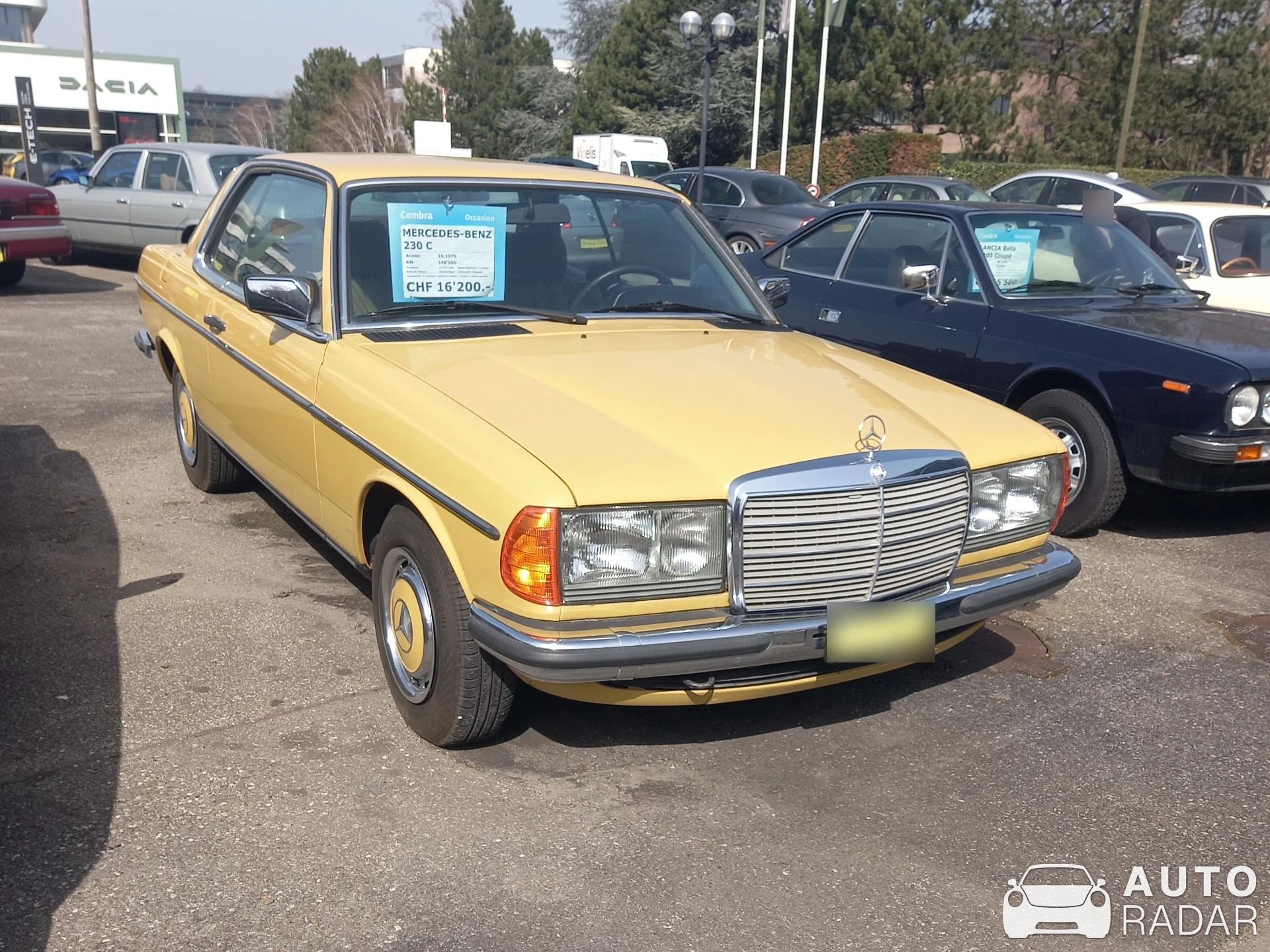 Mercedes-Benz 230 W21 spotted in Plan-les-Ouates