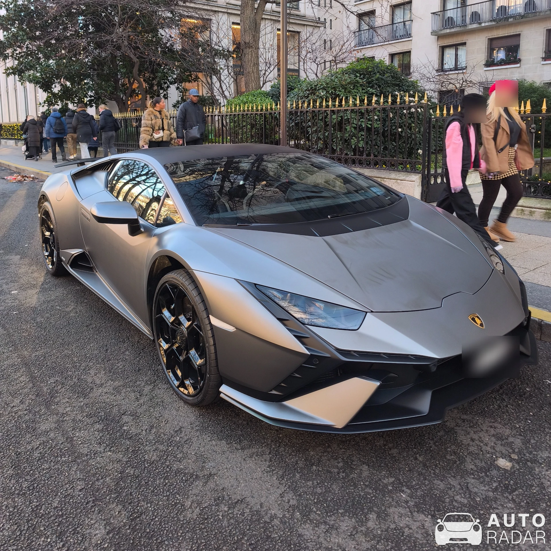 Lamborghini Huracán LP640-2 Tecnica spotted in Paris, França