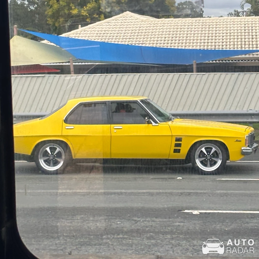 Holden V2 Series II Monaro CV8 spotted in Hollywell
