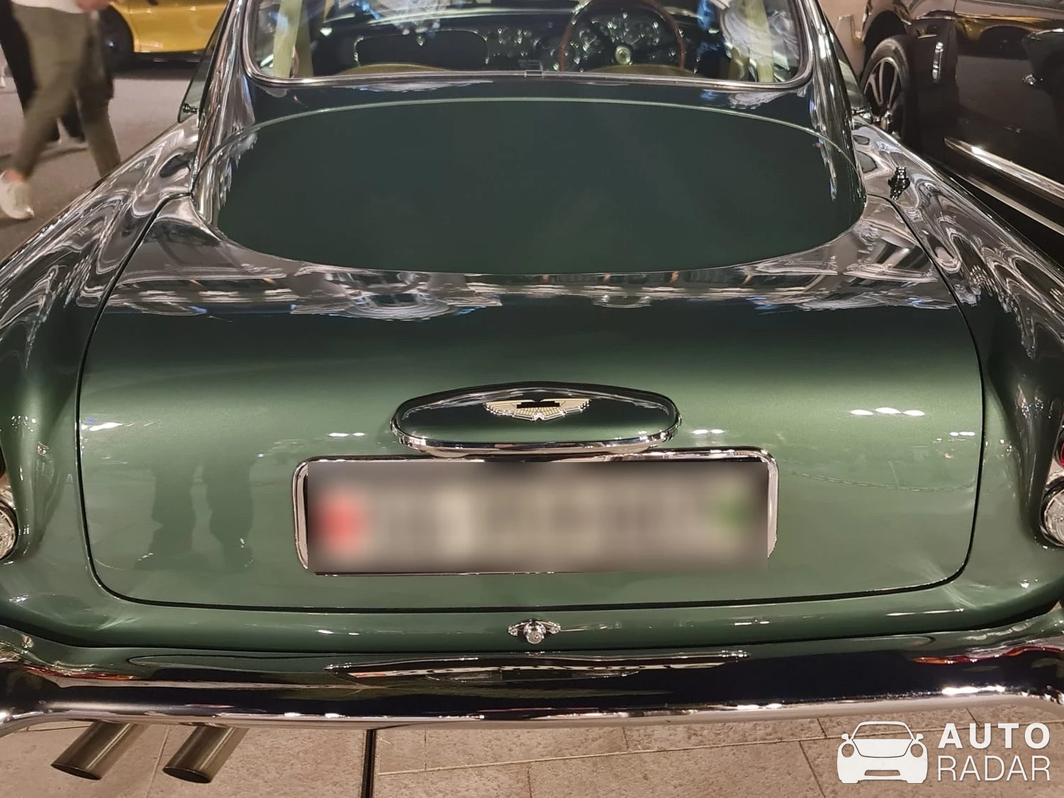 Aston Martin DB4 Superleggera spotted in Mónaco