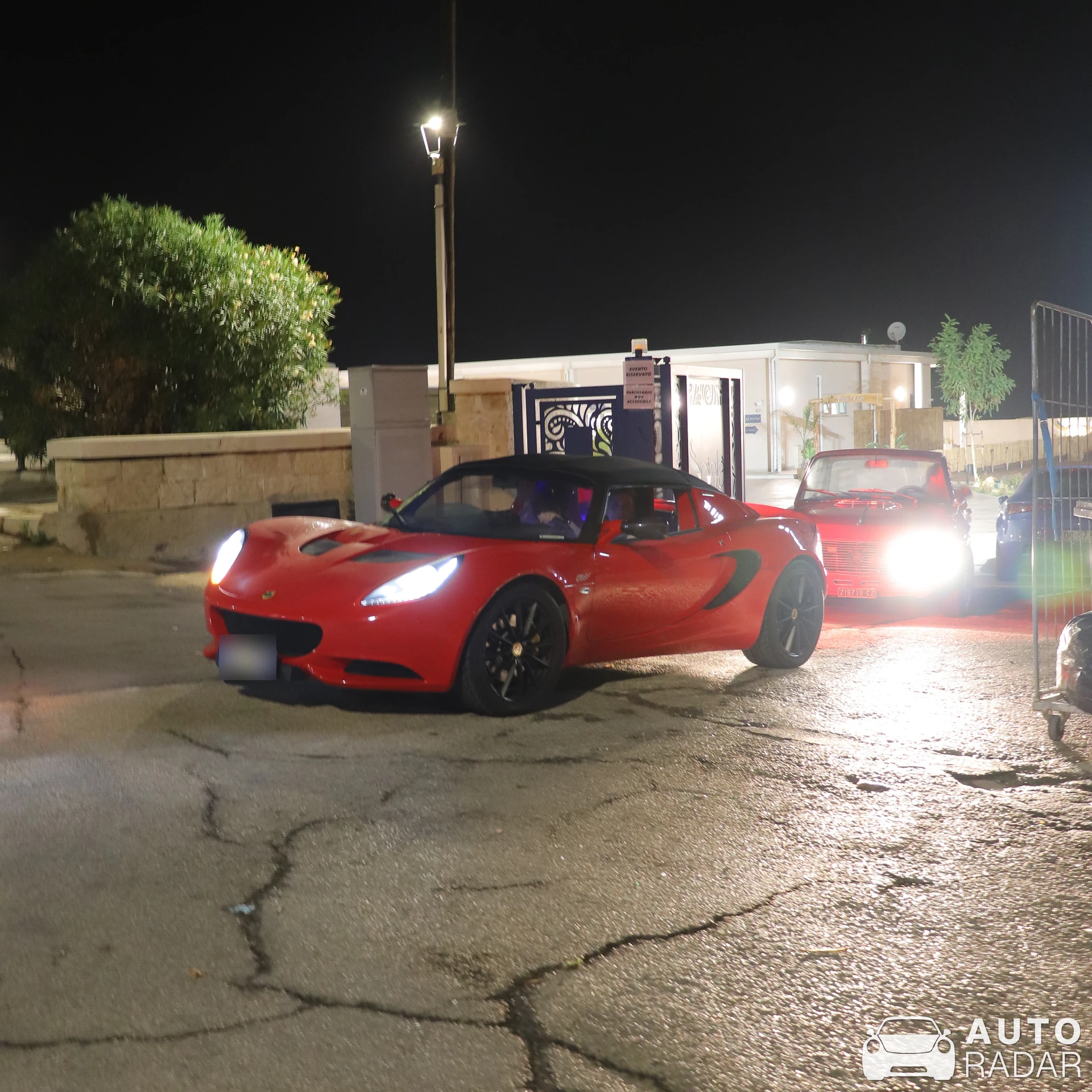 Lotus Elise S3 CR spotted in Trani