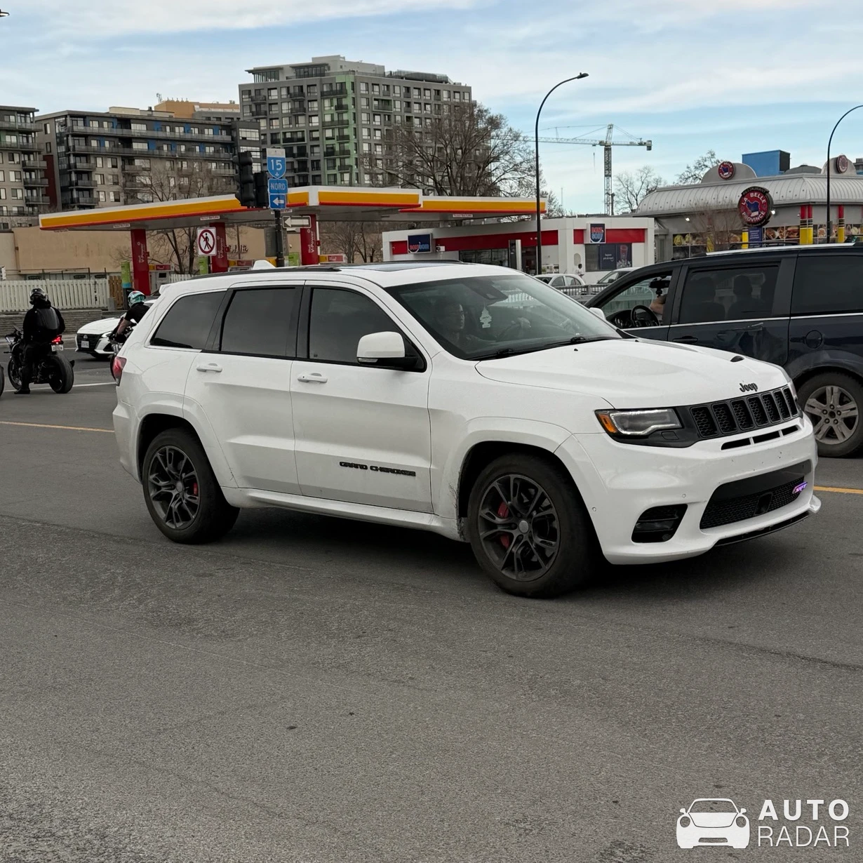 Jeep Grand Cherokee SRT 2013 spotted in Montréal