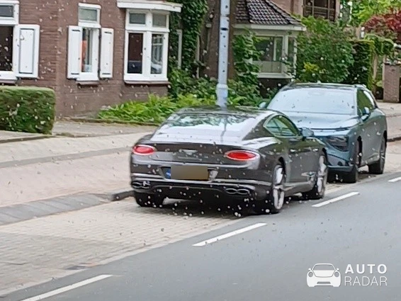 Bentley Continental GT V8 spotted in Doetinchem