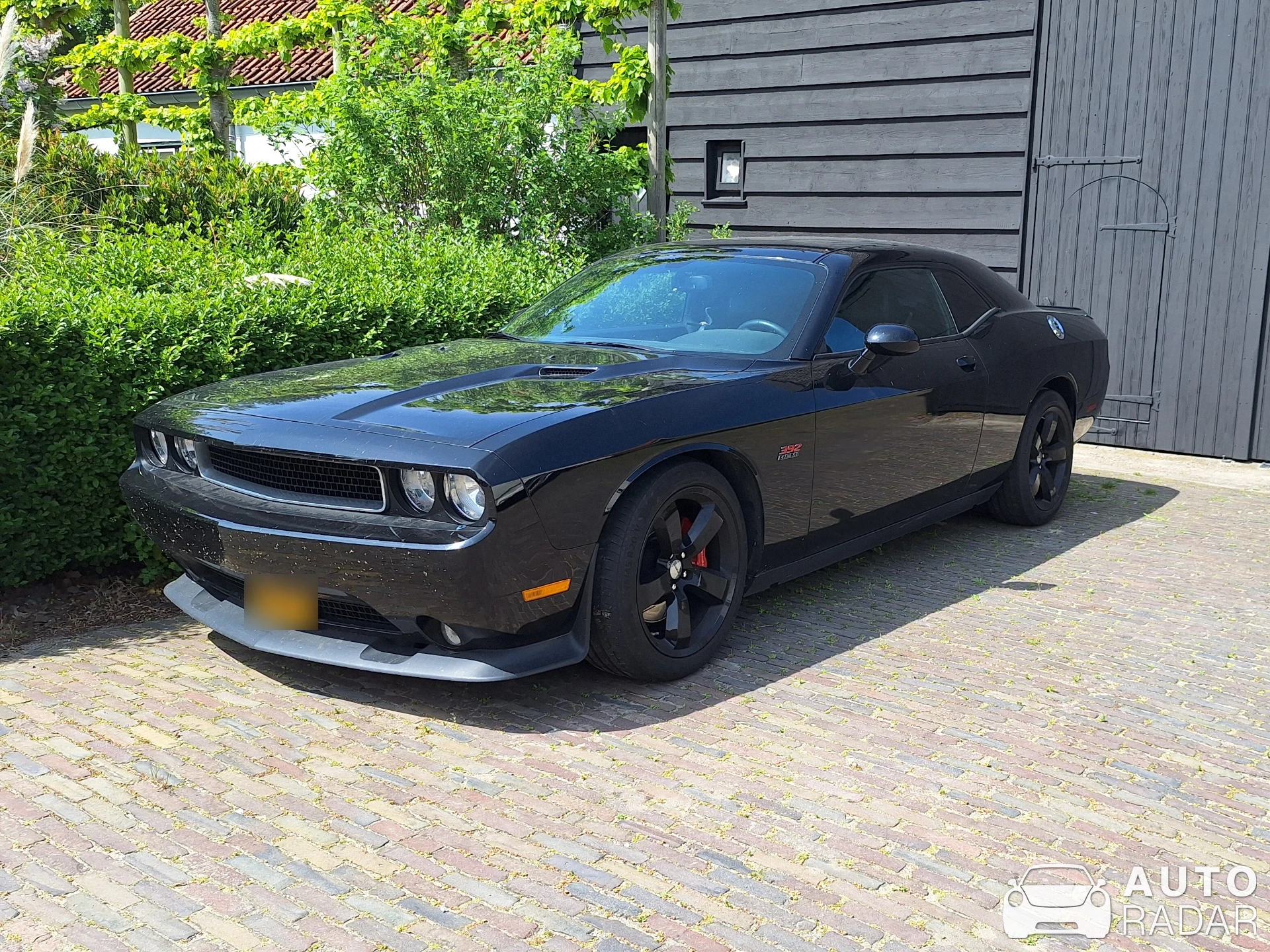 Dodge Challenger SRT-8 392 spotted in Ouddorp