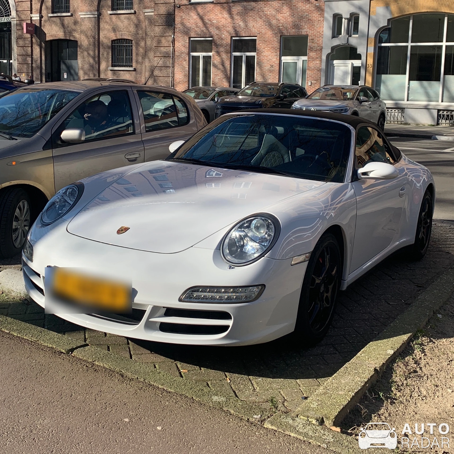 Porsche 997 Carrera 4 Cabriolet spotted in Antwerpen