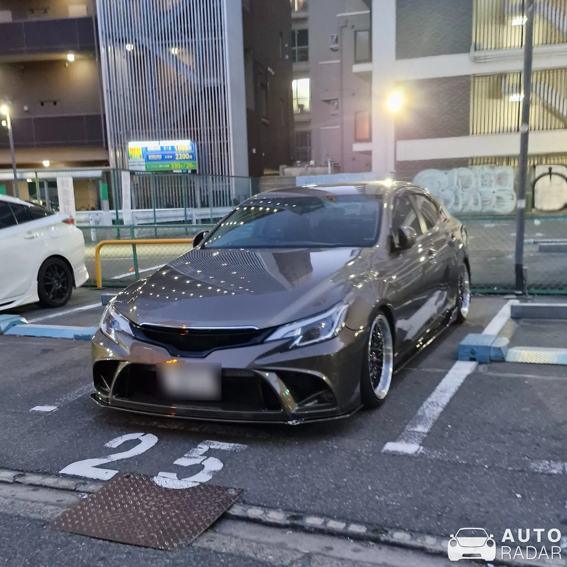 Toyota Mark X spotted in Osaka, Japan