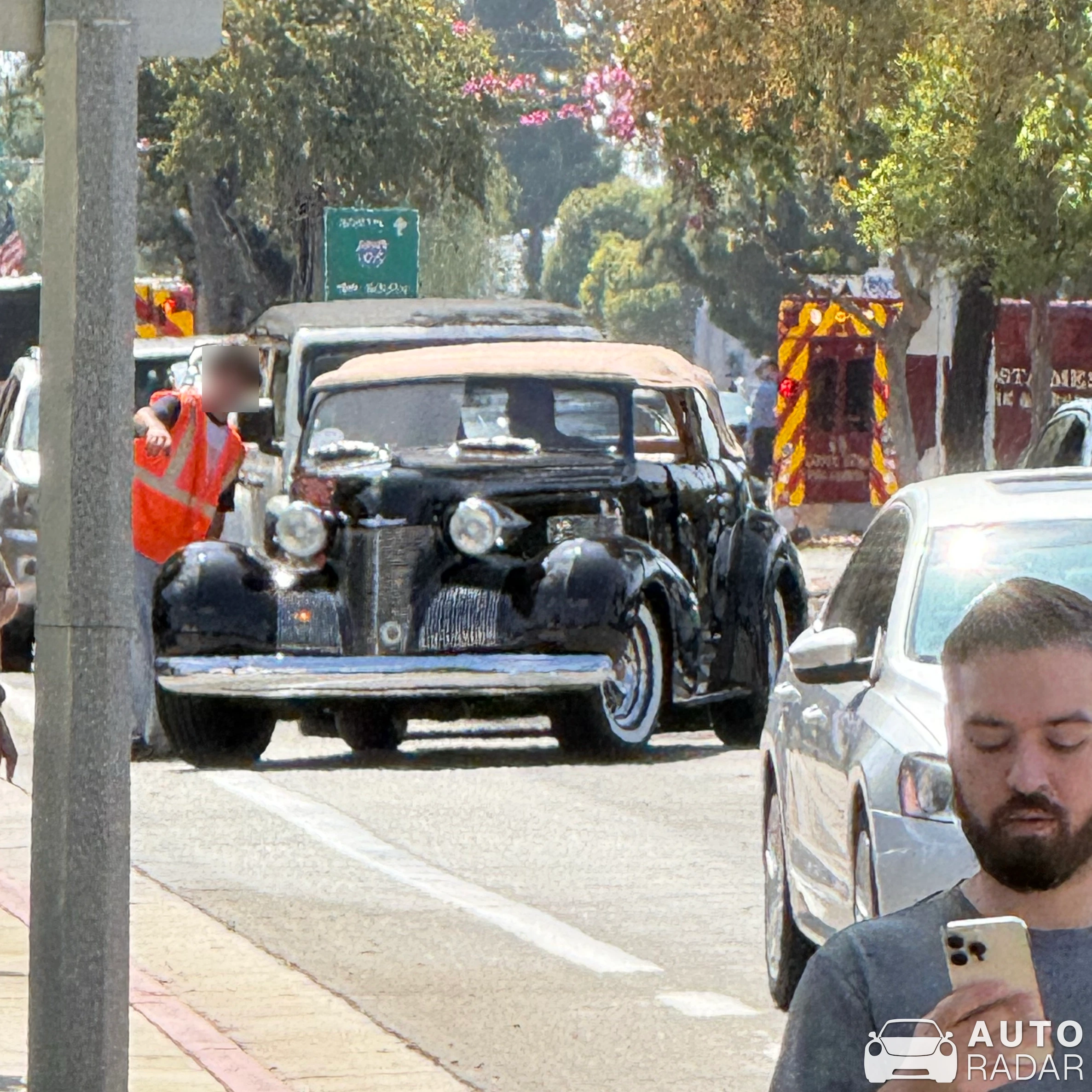 Cadillac Series 60 spotted in Costa Mesa