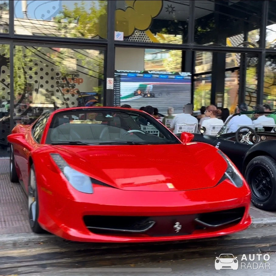 Ferrari 458 Spider spotted in Martínez, Argentina