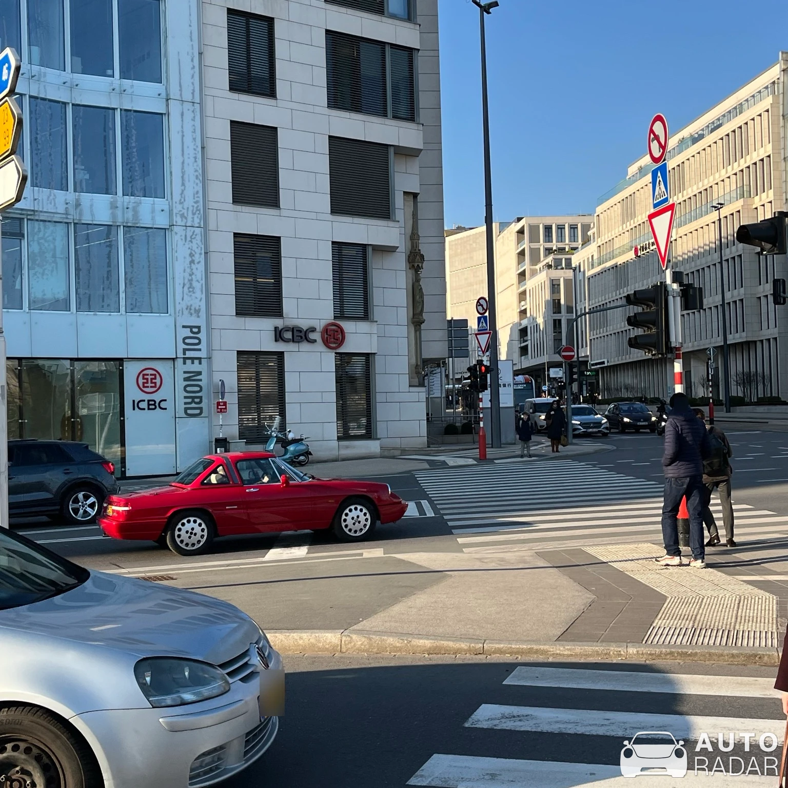 Alfa Romeo Spider 1.8 TBi spotted in Luxembourg