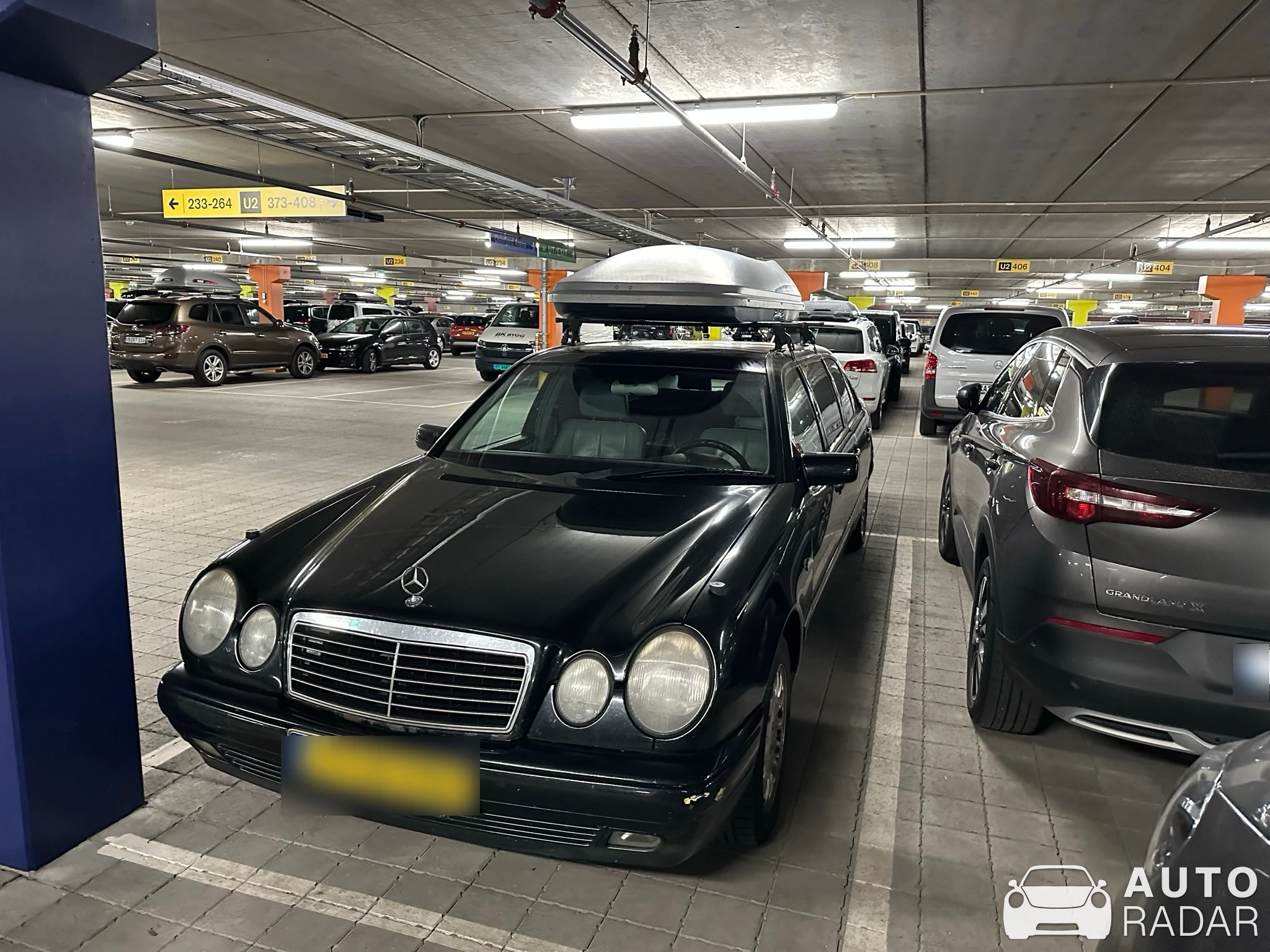 Mercedes-Benz E-Klasse W210 Limousine spotted
