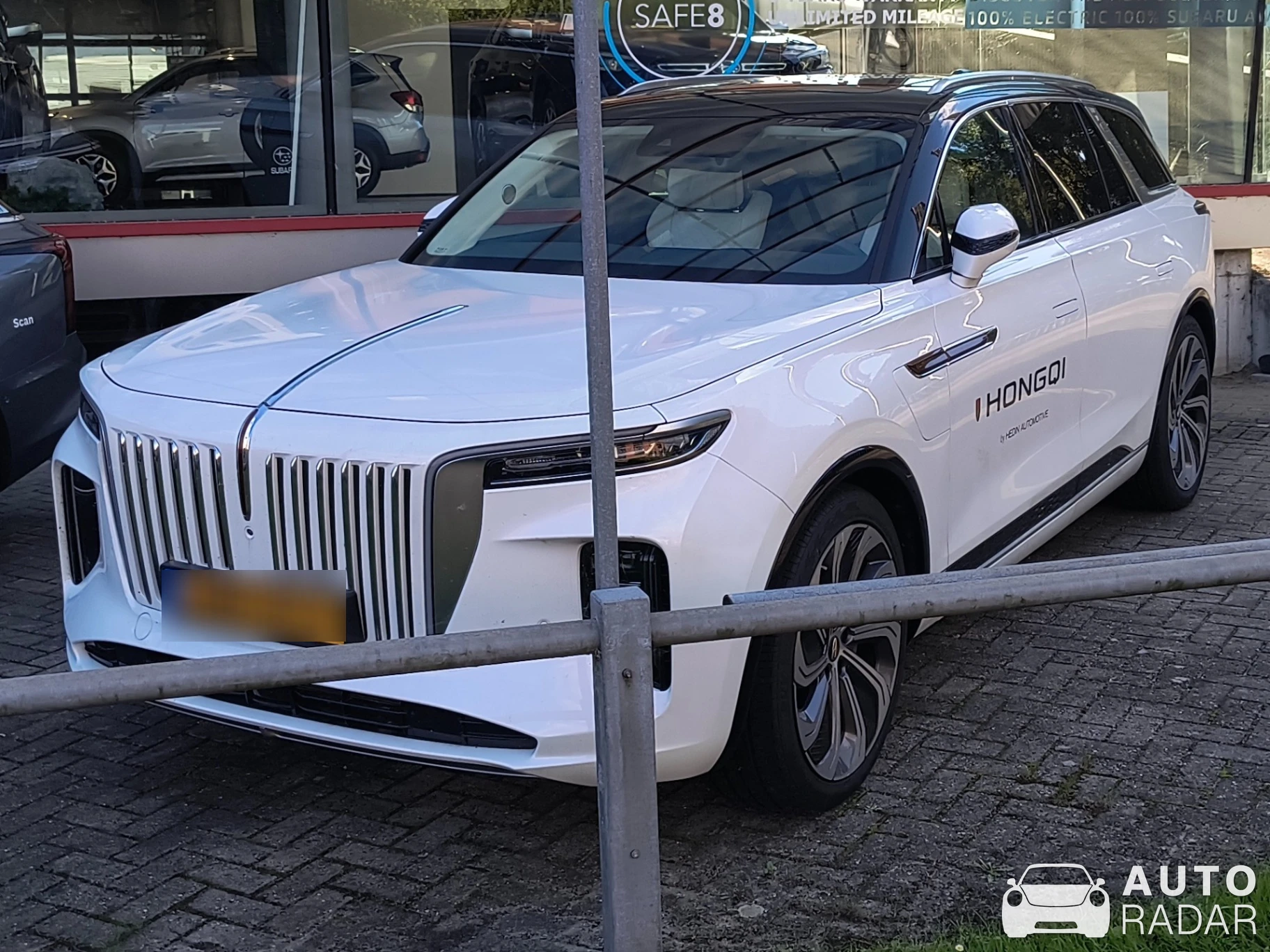 Hongqi E-HS9 spotted in Houten, Netherlands