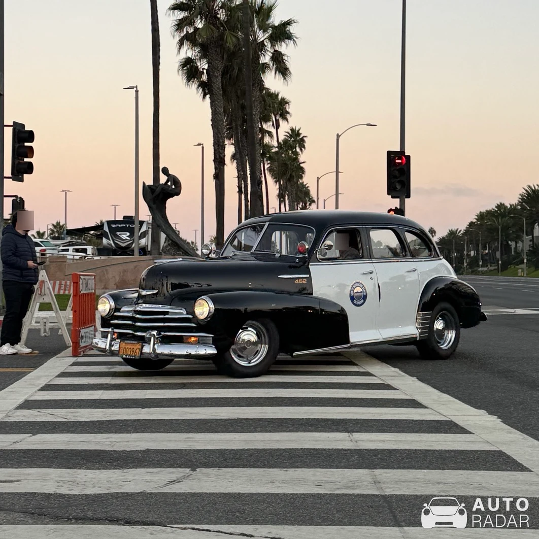 Chevrolet Fleetmaster spotted in Huntington Beach