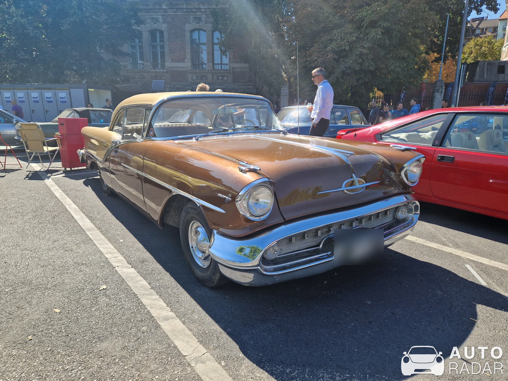 Oldsmobile F-85 spotted in Budapest