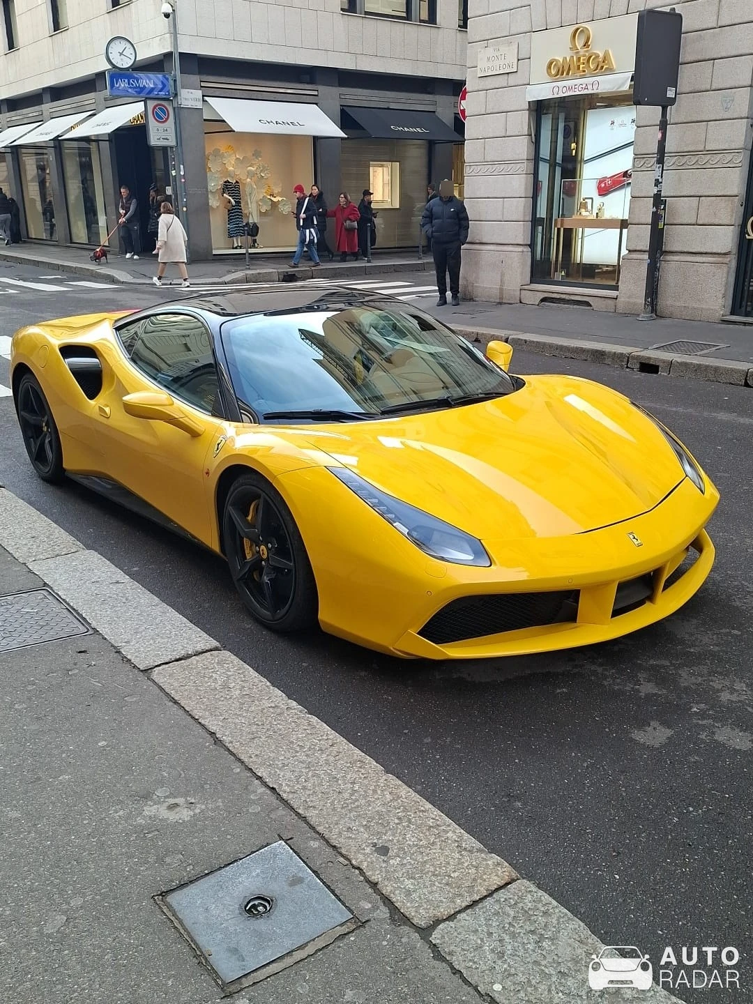 Ferrari 488 GTB spotted in Milano, Italy