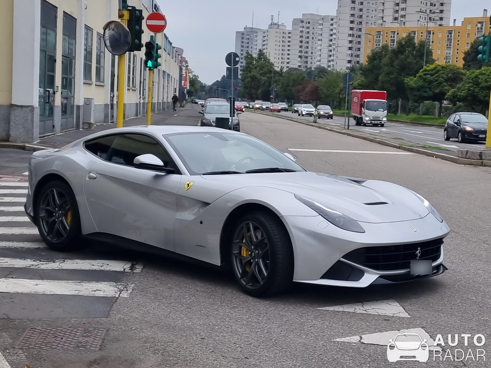 Ferrari F12berlinetta spotted in Città metropolitana di Milano, Italia