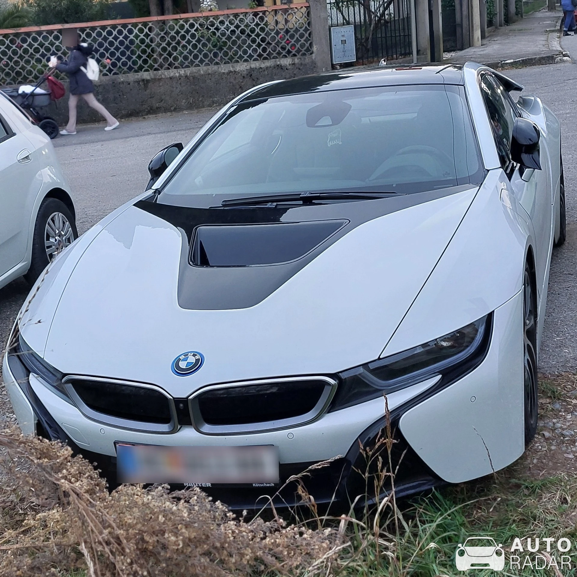 BMW i8 spotted in Romans d'Isonzo, Italia