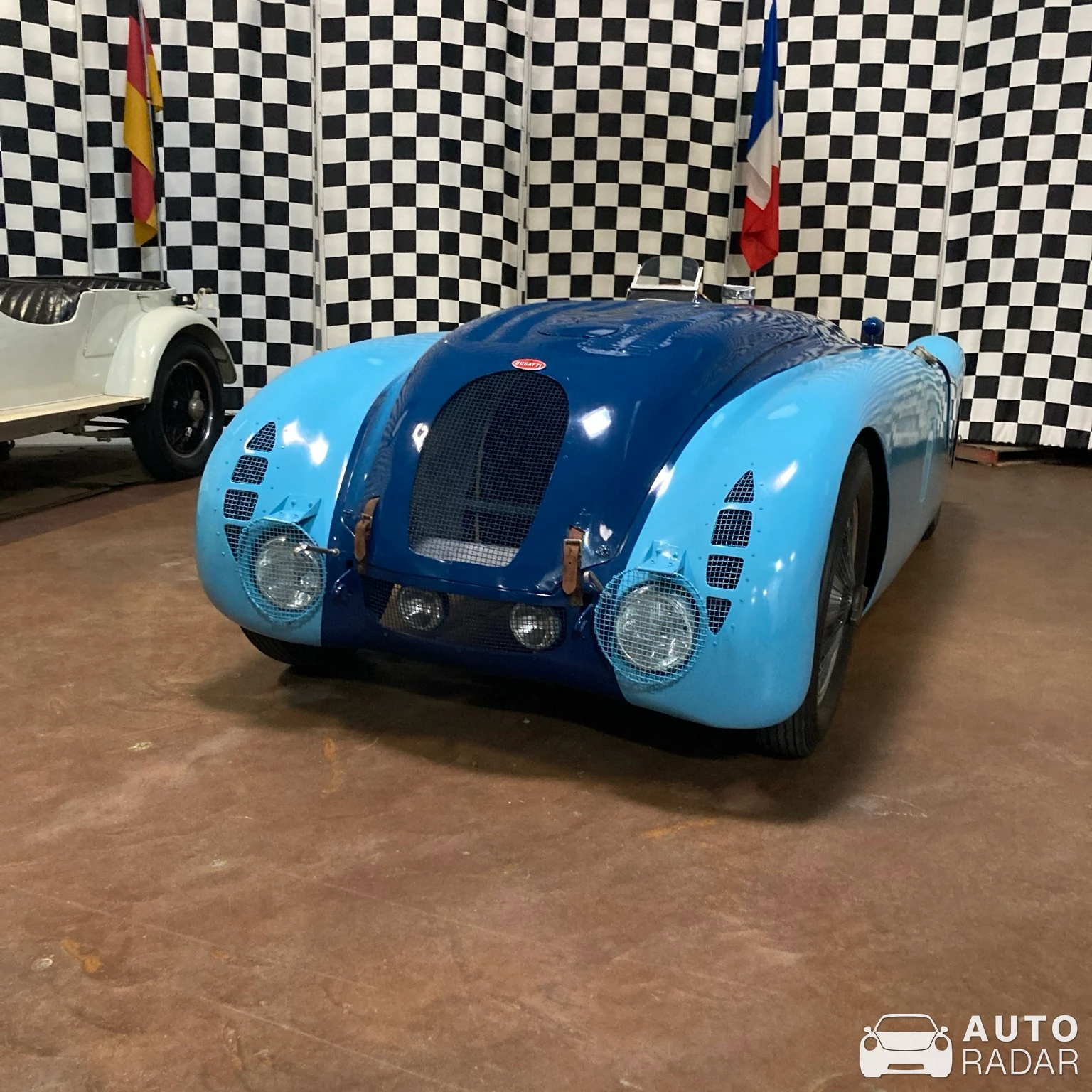 Bugatti Type 57G Tank spotted in Philadelphia