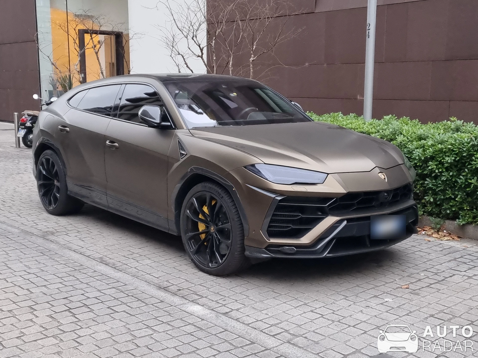 Lamborghini Urus spotted in Milano, Italia