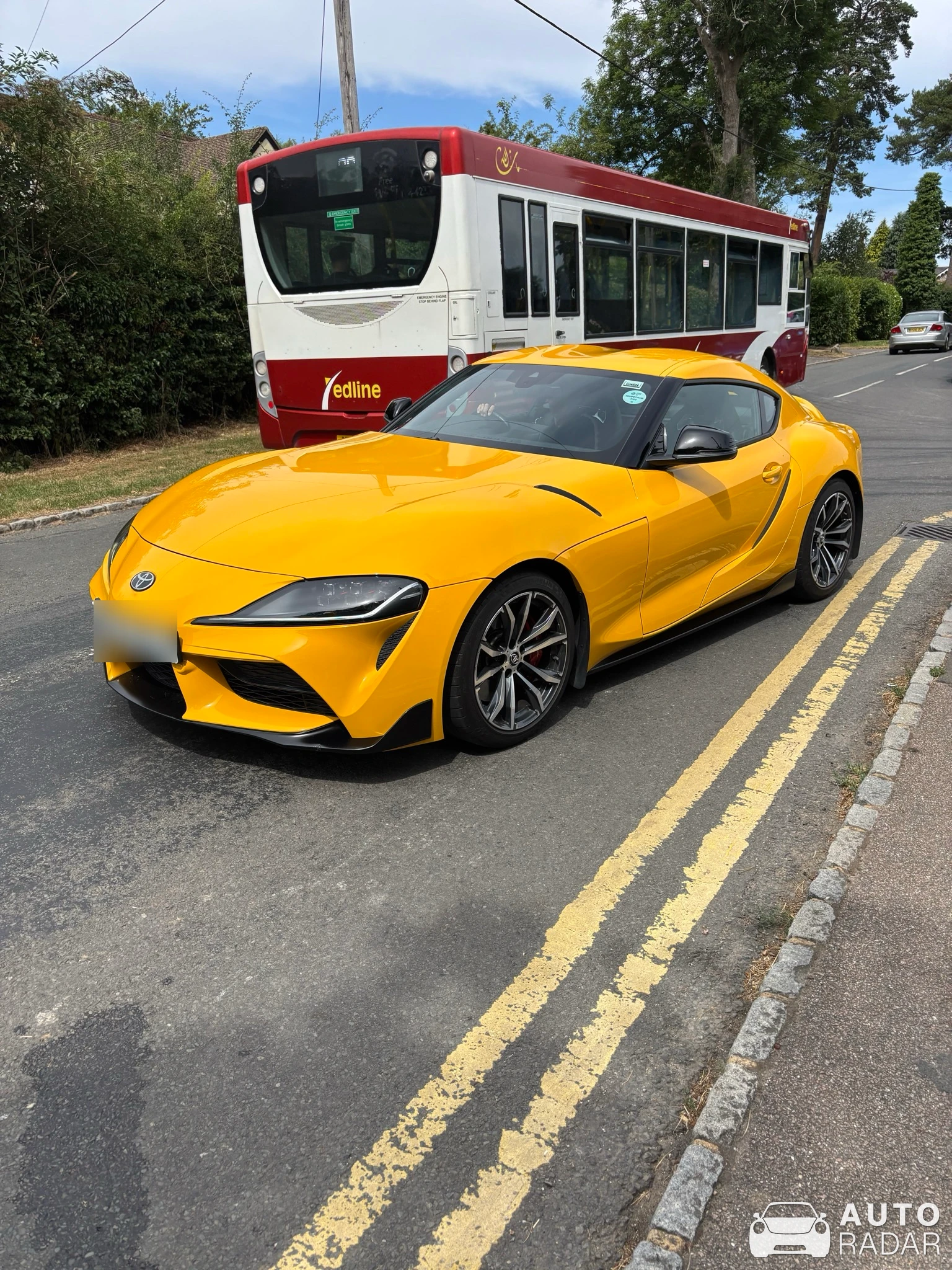 Toyota GR Supra A90 3.0 spotted in Lacey Green, Egyesült Királyság