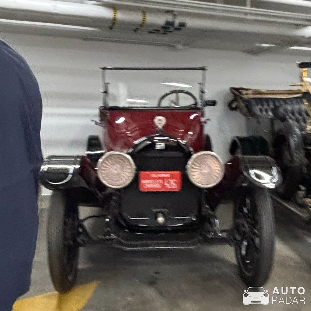 Stutz Bearcat II spotted in Los Angeles