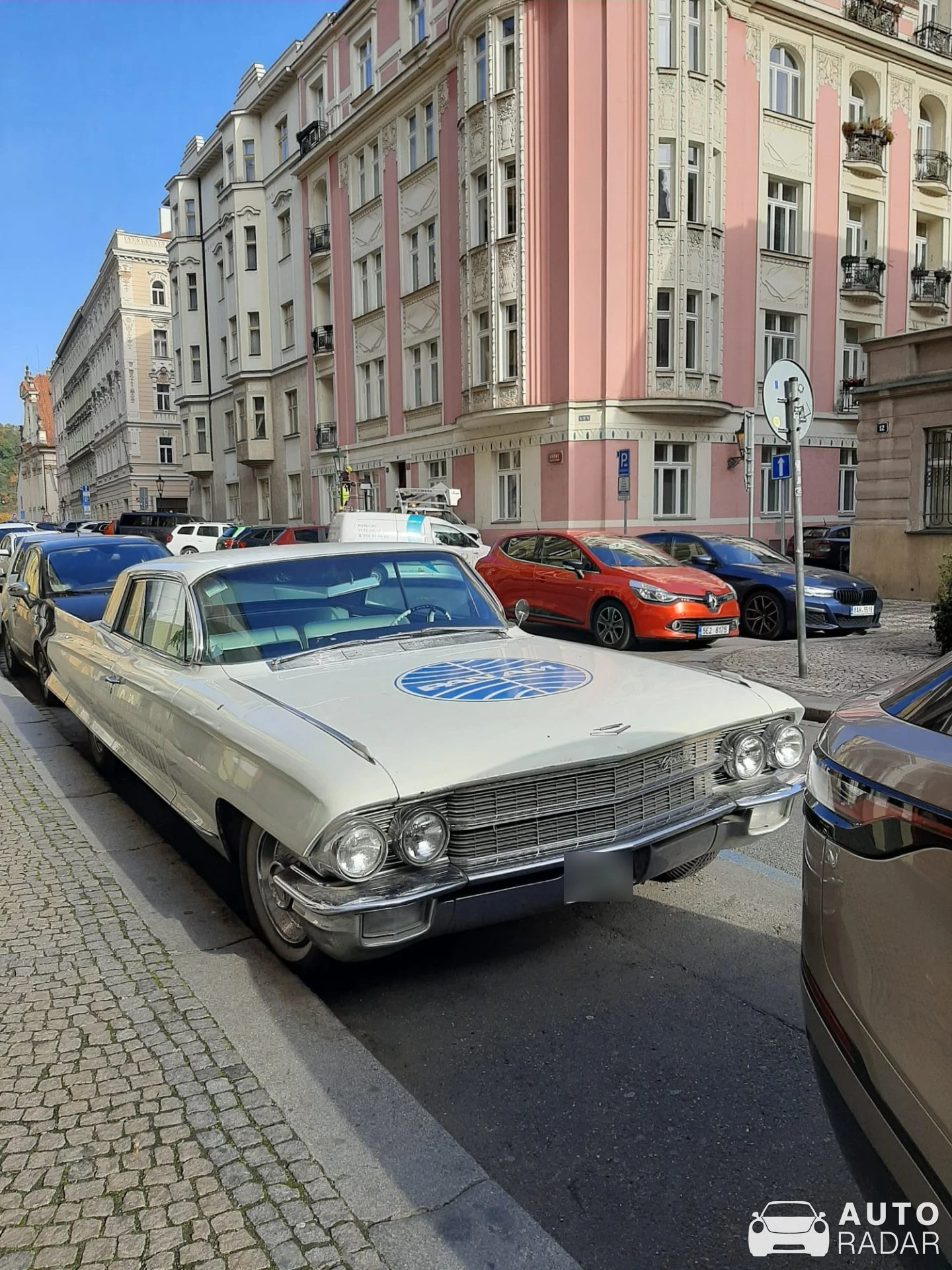 Cadillac Series 62 spotted in Praha 1, Czechia