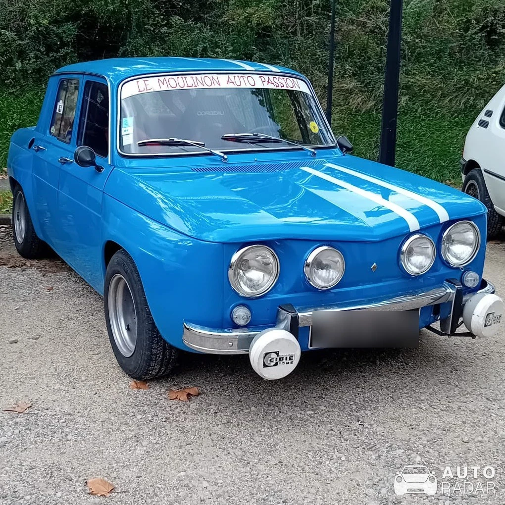 Renault R8 Gordini spotted in Eurre, France
