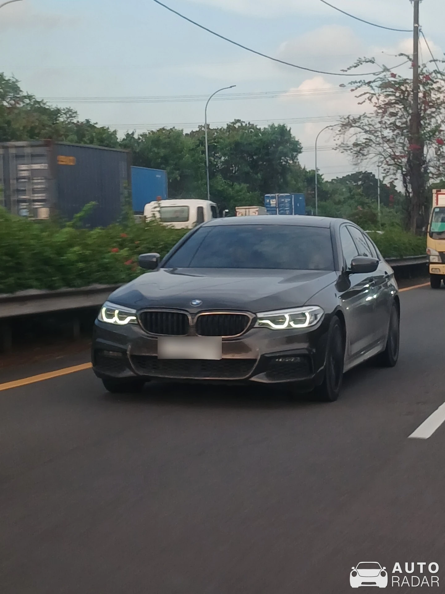 BMW 5 Series G30 spotted in Jakarta