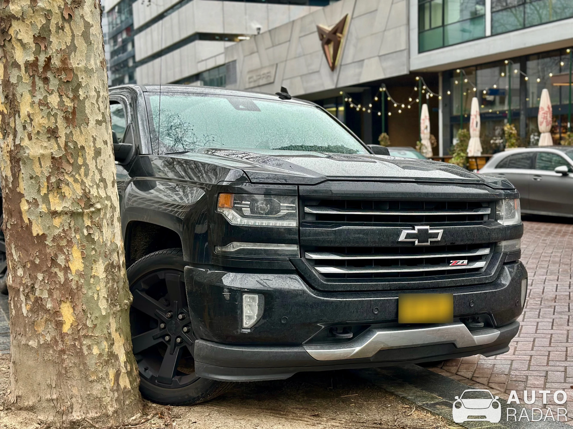 Chevrolet Silverado Z71 spotted in Rotterdam, Netherlands