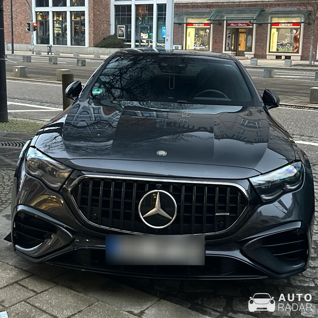 Mercedes-AMG E 53 Hybrid W214 spotted in Rostock, Deutschland