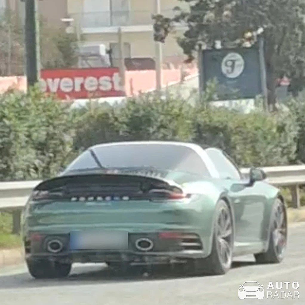 Porsche 992 Targa 4 MkI spotted in Glyfada