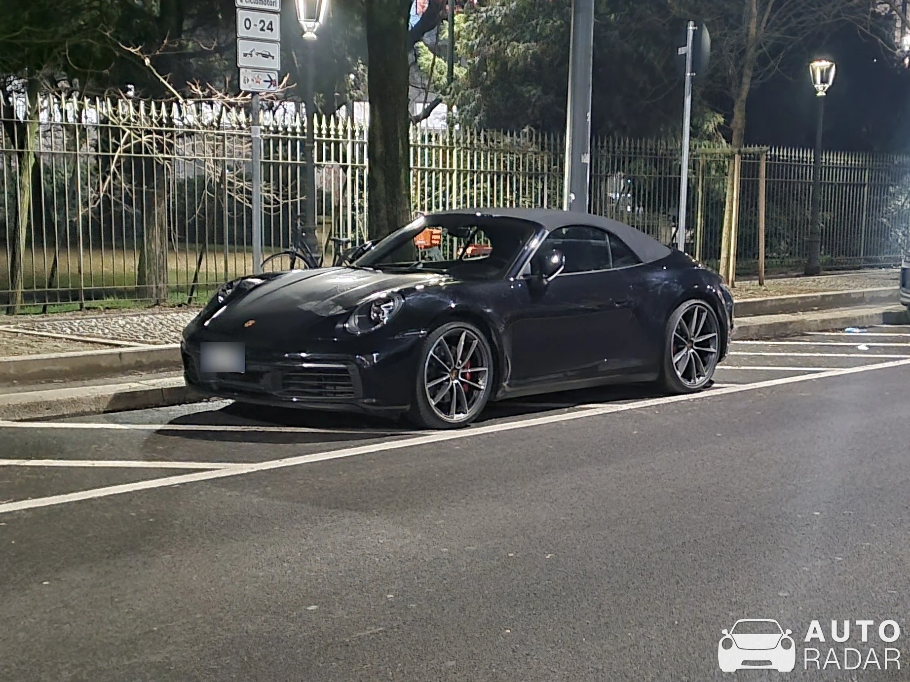 Porsche 992 Carrera S Cabriolet MkI spotted in Milano, Italy