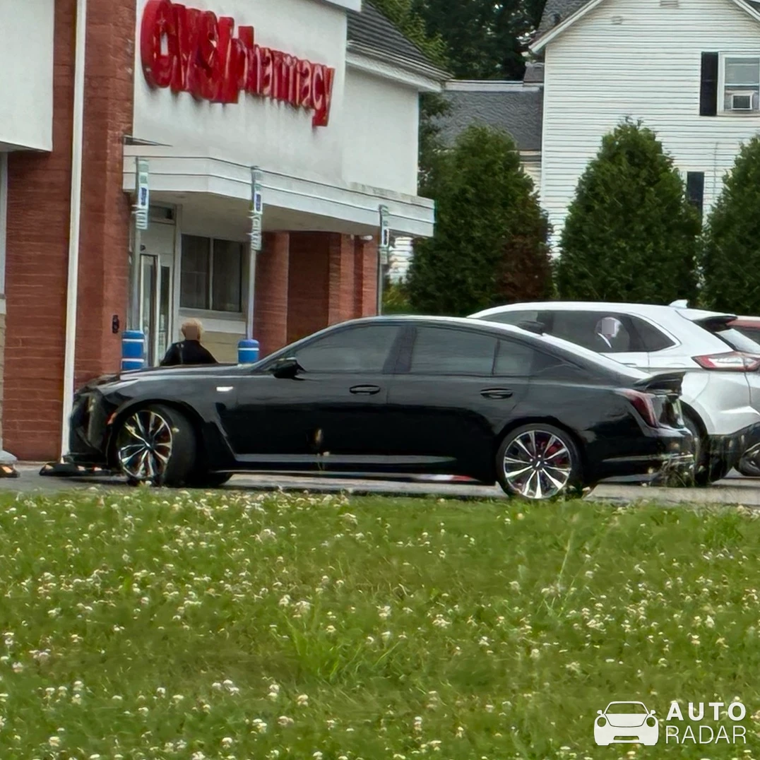 Cadillac CT5-V Blackwing spotted in Garden City