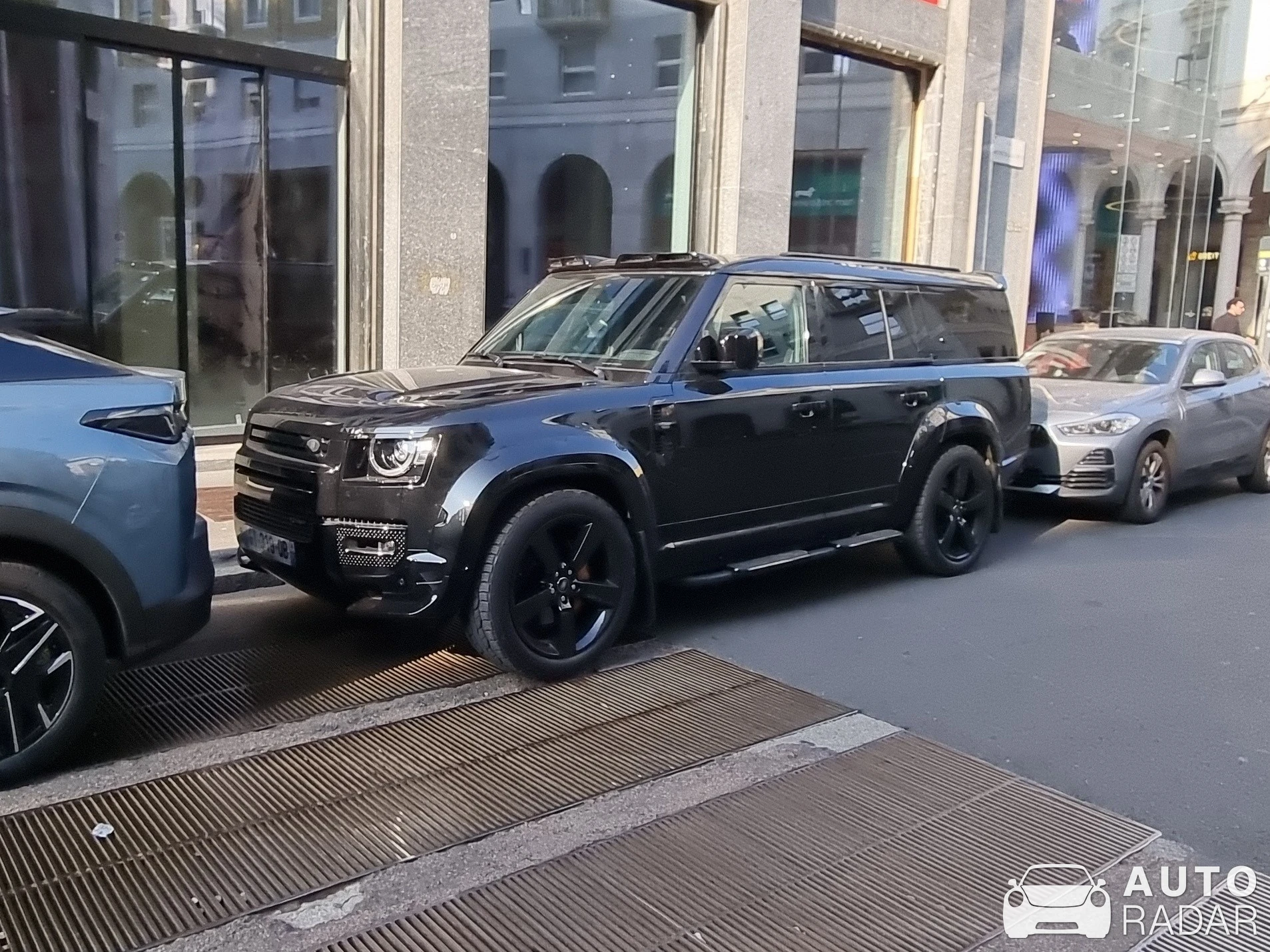 Land Rover Defender Urban spotted in Milano