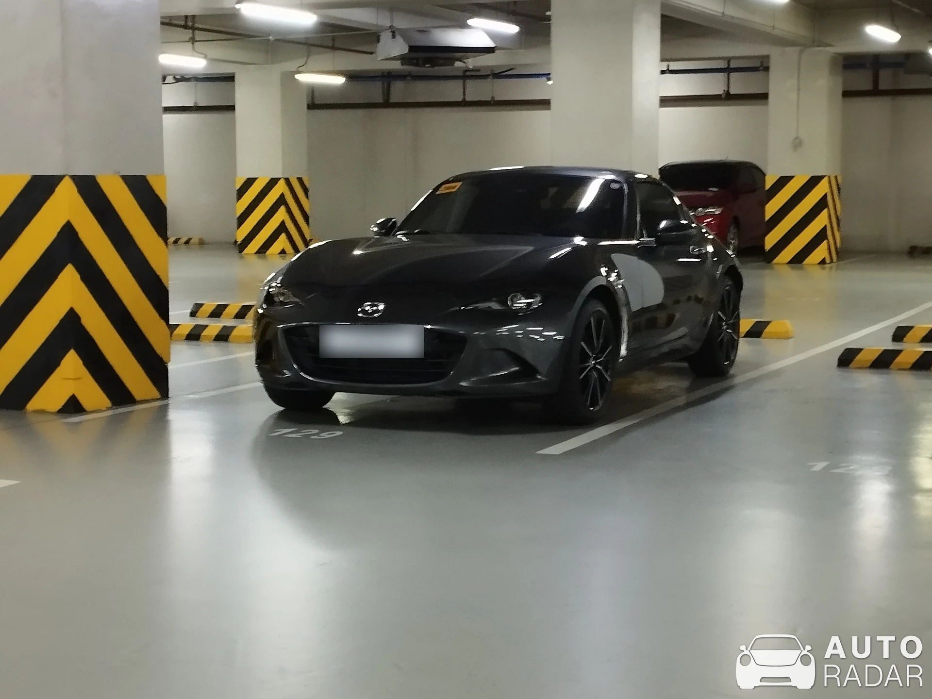 Mazda MX-5 spotted in Makati, Philippines