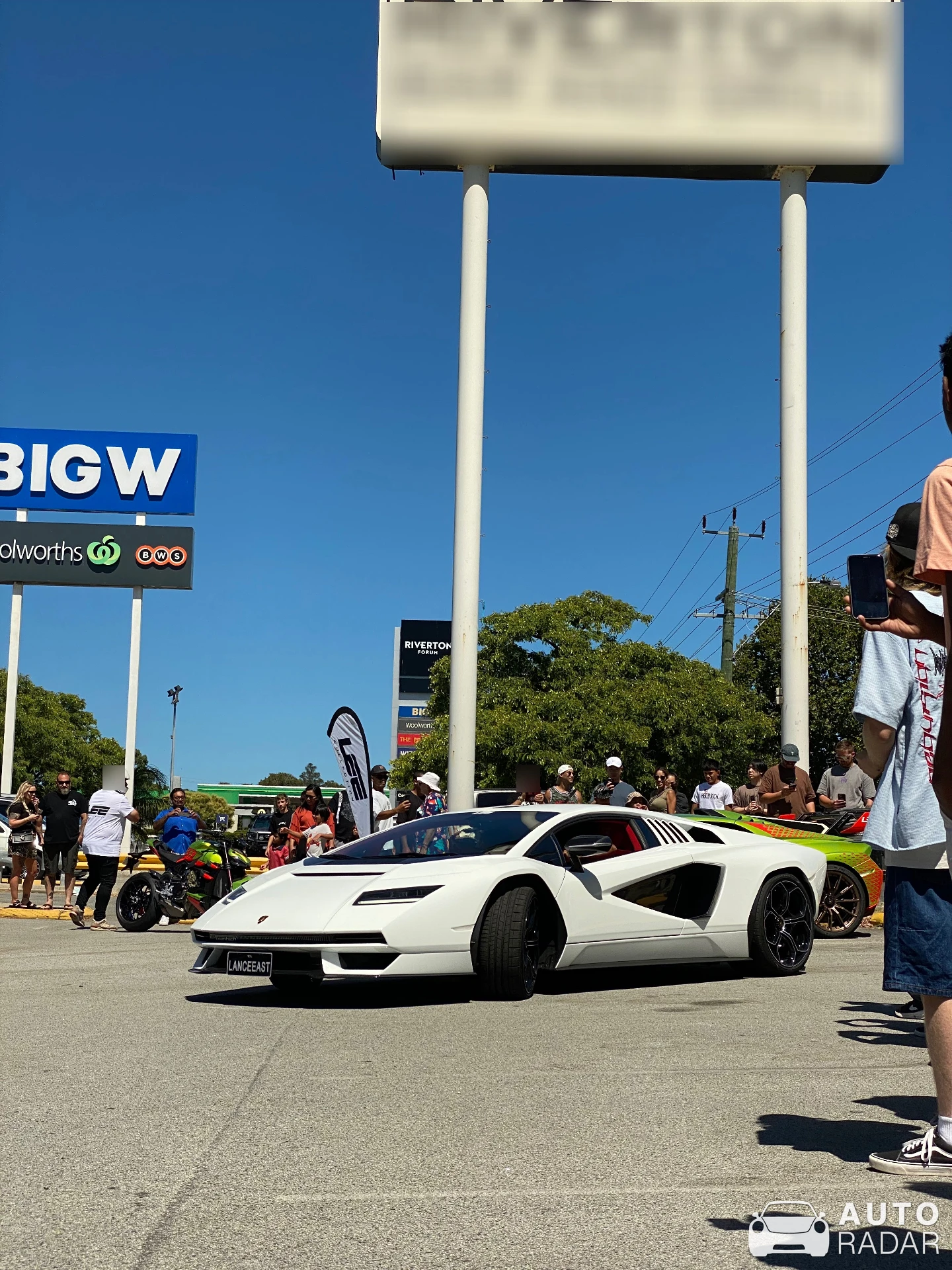 Lamborghini Countach LPI 800-4 spotted in Parkwood, Australia