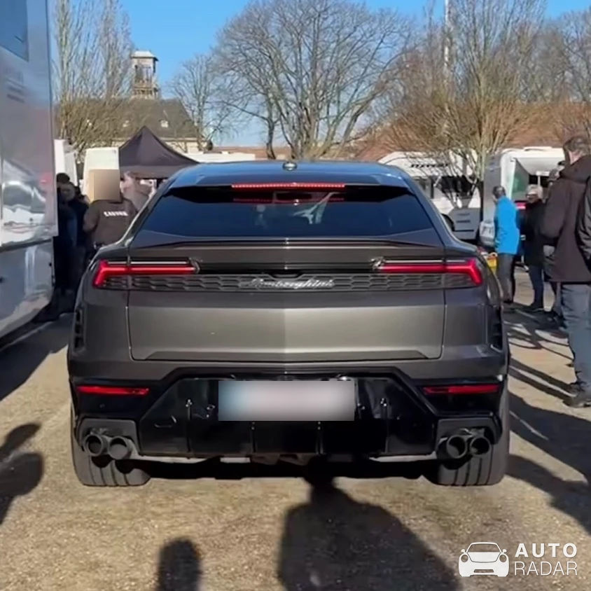Lamborghini Urus SE spotted in Maasmechelen, België
