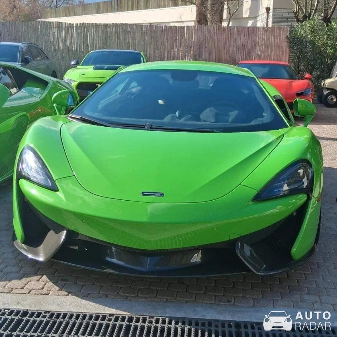 McLaren 570S spotted in Glyfada, Greece